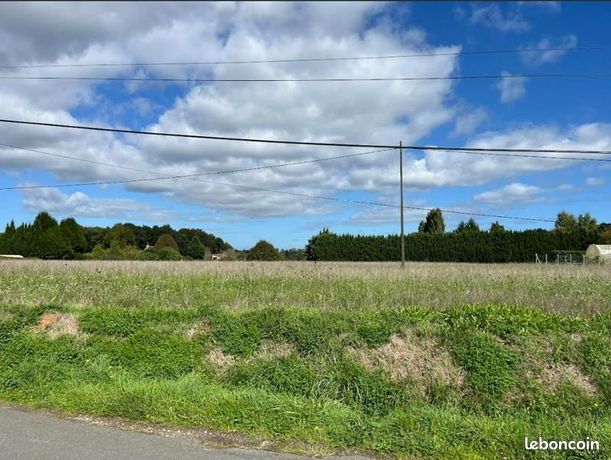 Terrain 7 044 m² Nantheuil
