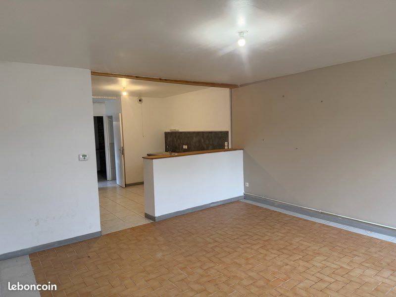 Maison 3 pièces 80 m² · à Wignehies · 80 m² · 600 €/mois