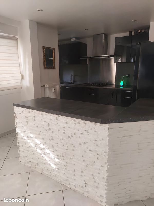 Appartement 5 pièces 97 m² · à Wittenheim · 97 m² · 860 €