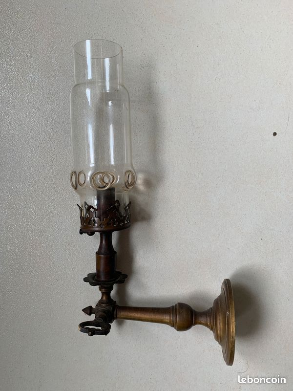 Bec de gaz ancien (image 1)