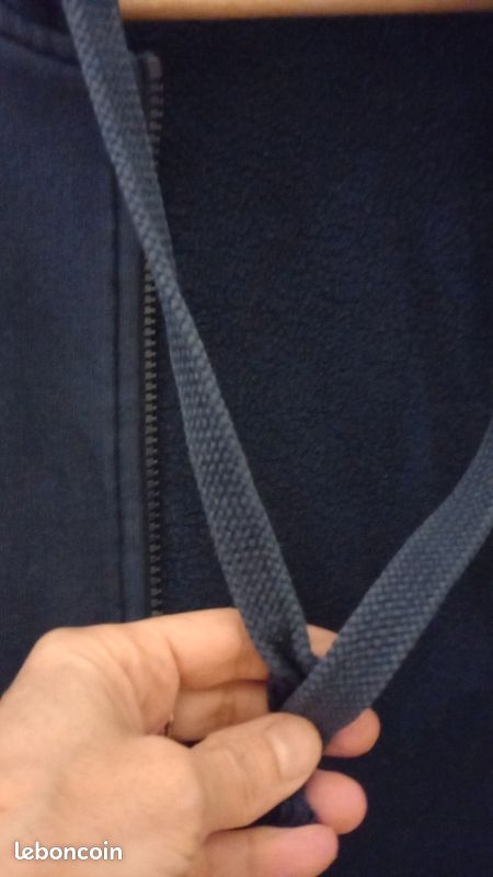 Sweat-shirt Lacoste Homme Taille L Excellent état portée deux fois seulement capuche bleue marine (image 7)