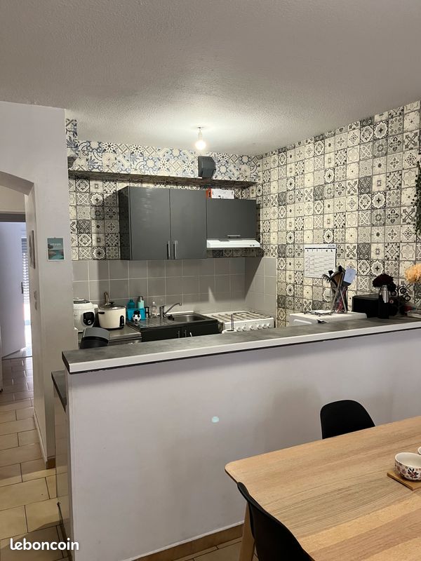 Appartement 4 pièces 70 m² · à Toulon · 70 m² · 900 €