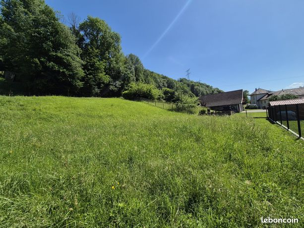 Terrain 712 m² La Table