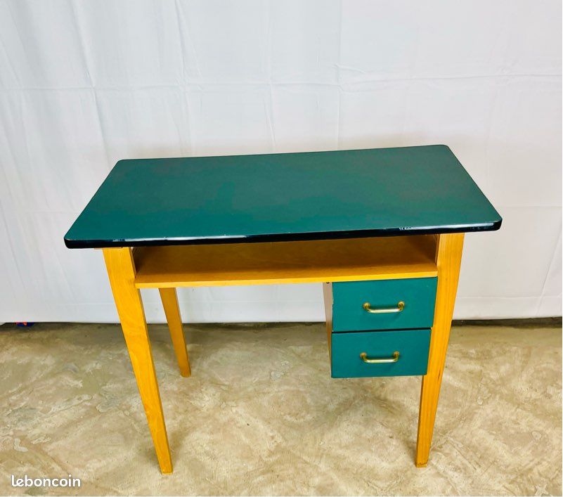 Bureau des années 60 (image 1)
