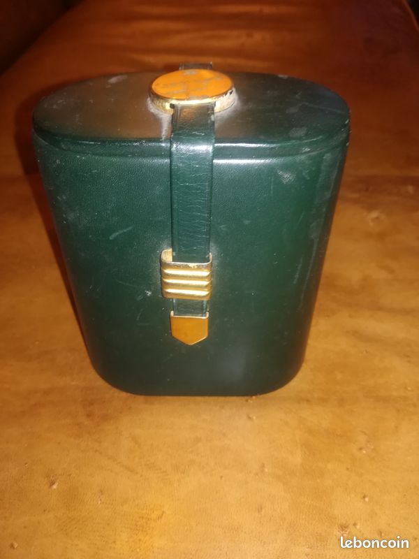 Boite a Parfum cuir de couleur vert de Guerlain (image 2)