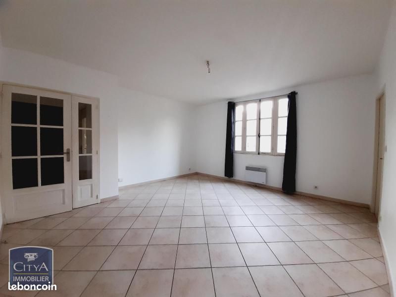 Appartement 2 pièces 42 m² · à Nîmes · 42 m² · 596 €/mois