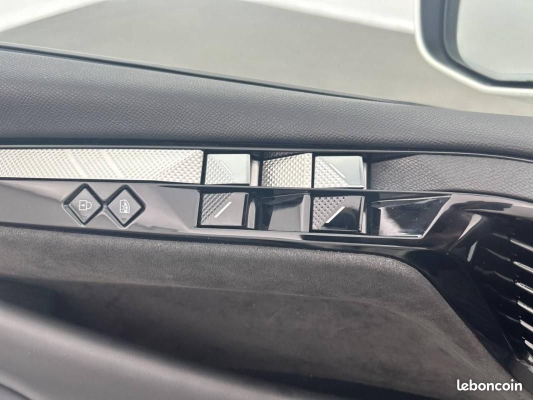 DS 4 Hybride E-Tense 225 EAT8 - Performance Line+ (image 18)