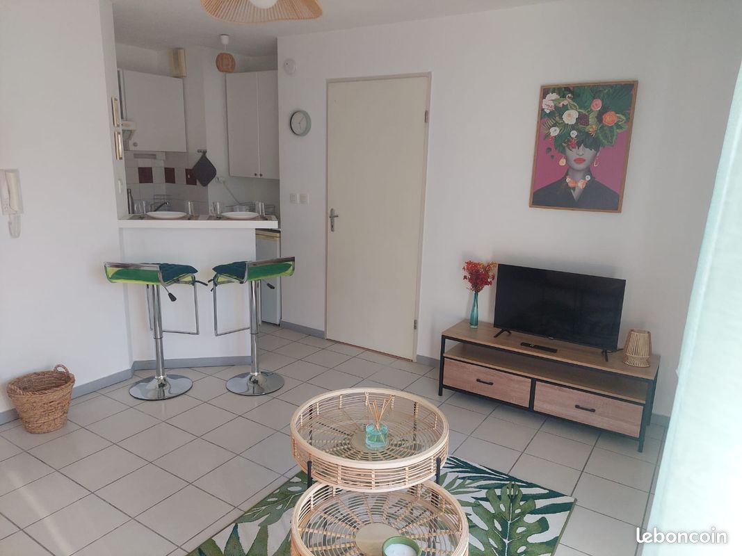 Location T2 (image 5)