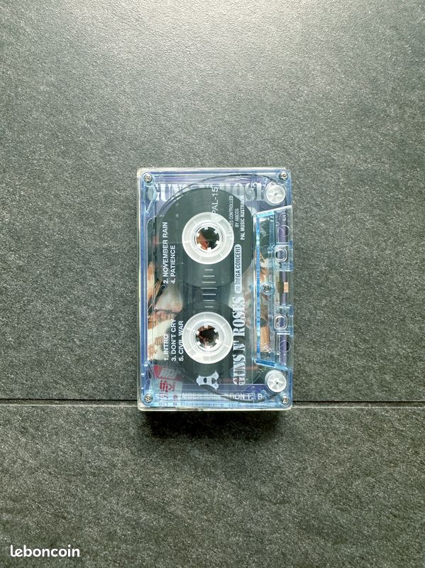 Cassette Audio Guns N' Roses In Mega Concert Sydney Australie 1993 Amcos Controlled Rare K7 Vintage (image 4)