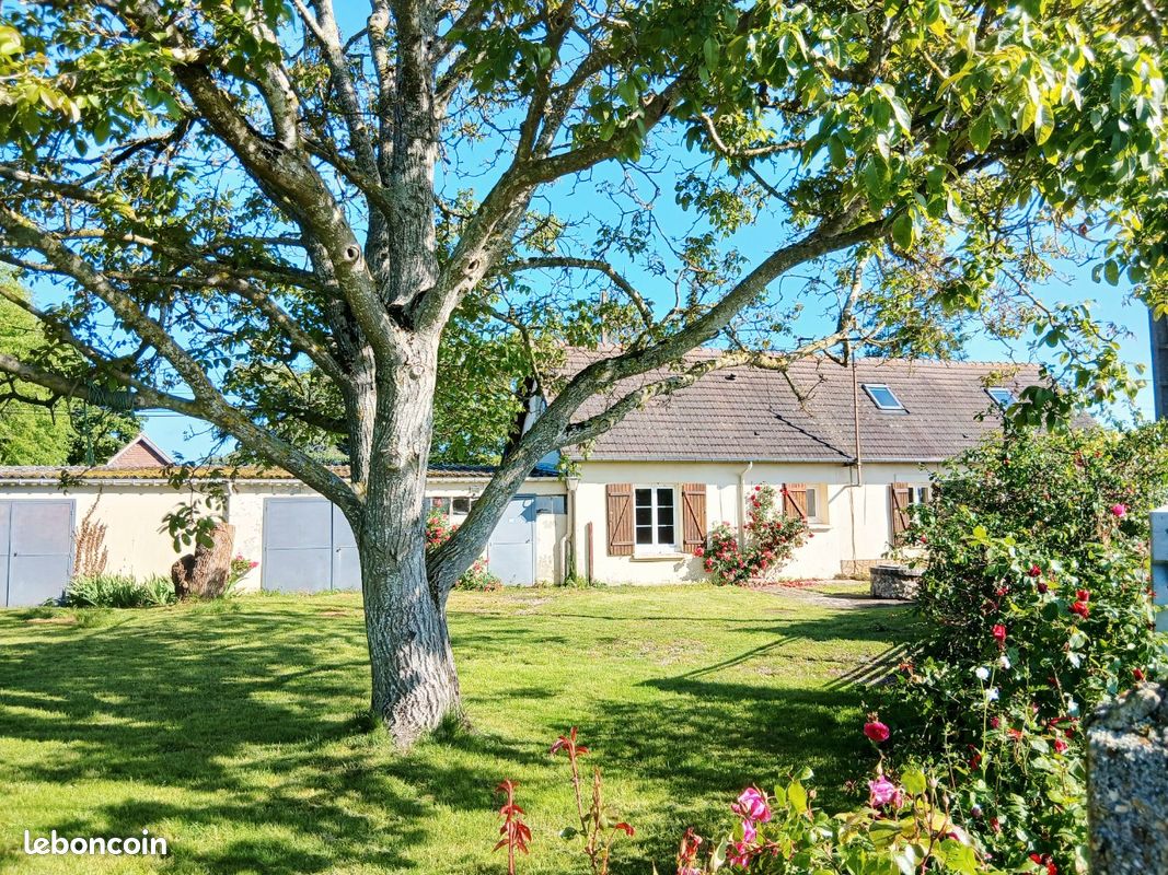 Maison 3 pièces 90 m² · à Conches-en-Ouche · 90 m² · 165 000 €