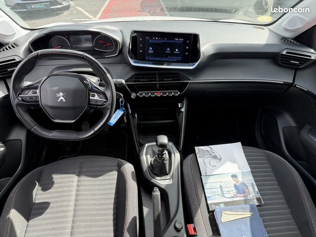 Peugeot 208 (2) BLUEHDI 100 Active (image 8)