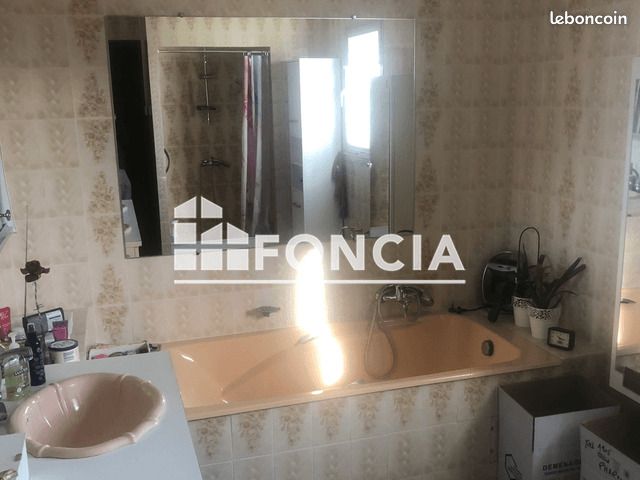 Appartement a louer lunel - 2 pièce(s) - 86 m2 - Surfyn