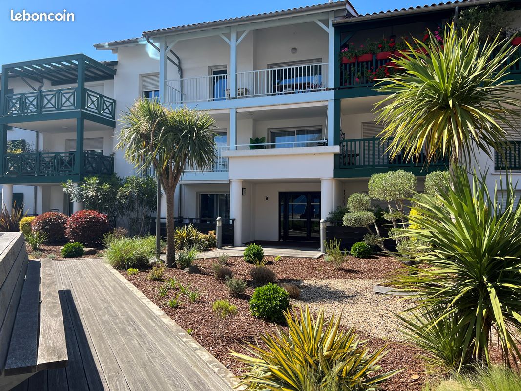 Appartement 3 pièces 56 m² · à Saint-Jean-de-Luz · 56 m² · 1 070 €