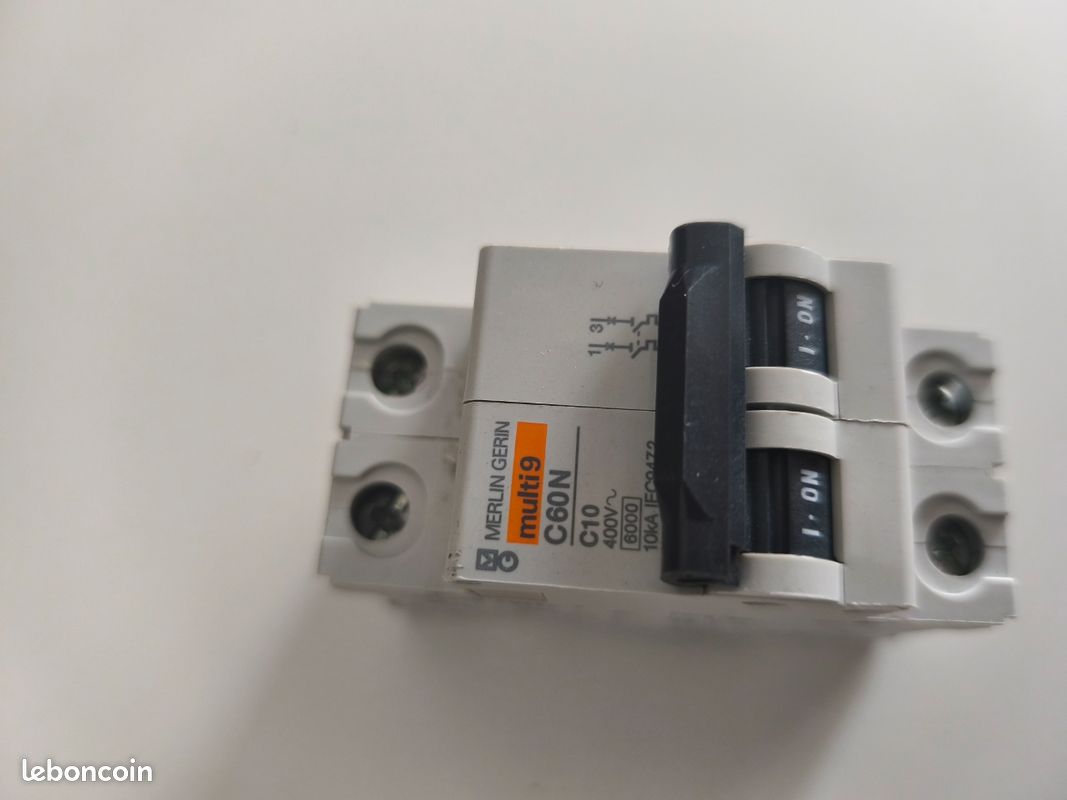 Disjoncteur modulaire multi 9 Merlin Gerin (image 3)