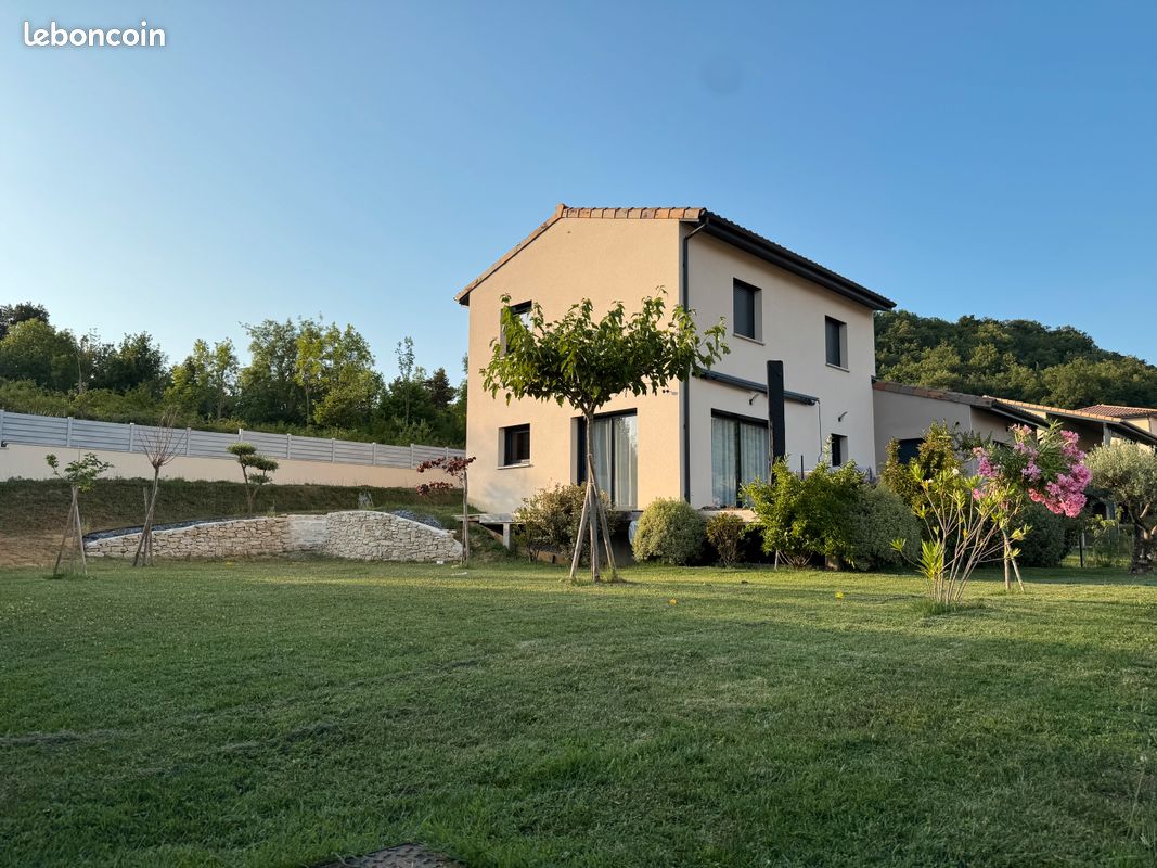 Maison 5 pièces 134 m² · à Beauregard-Baret · 134 m² · 450 000 €