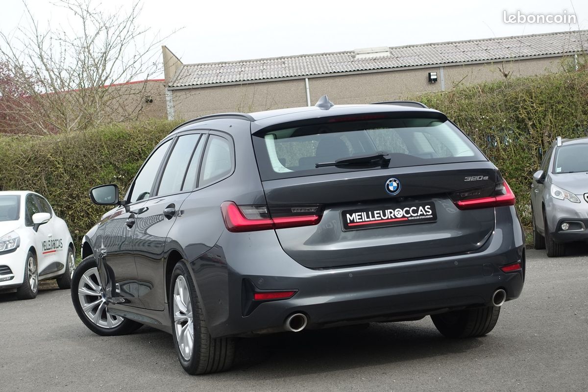 320e Touring Hybride Rechargeable BVA 204ch Cuir sport chauffant/Live cockpit/Gps Pro/LED/Carplay/Caméra/Hayon électrique/1°Main/Garantie 12 mois (image 2)