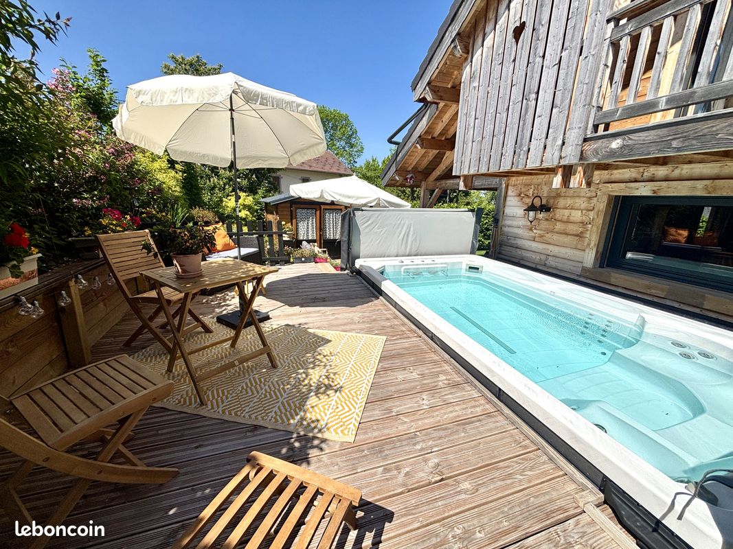 Maison 5 pièces 113 m² · à La Roche-sur-Foron · 113 m² · 570 000 €