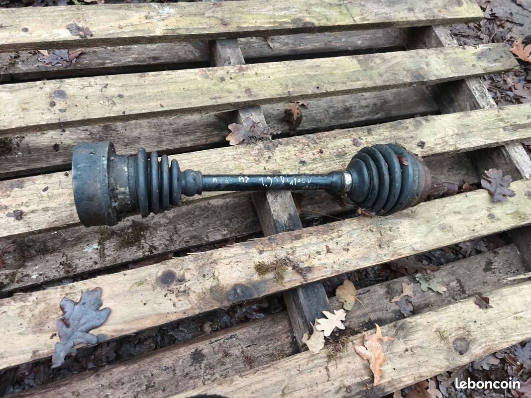 Cardan gauche de AUDI A3 - Équipement auto