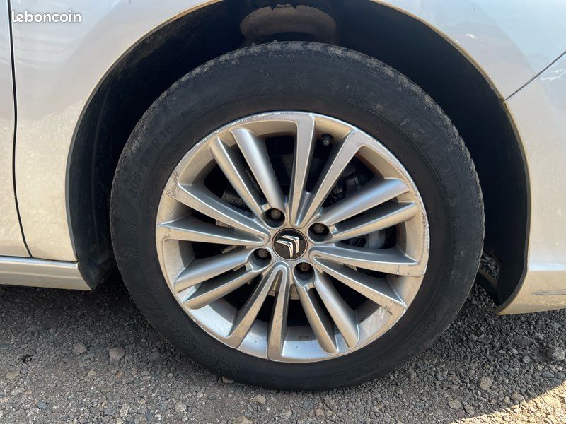 Citroën C4 1.6 e-HDI 112 cv / modèle sans adblue (image 6)