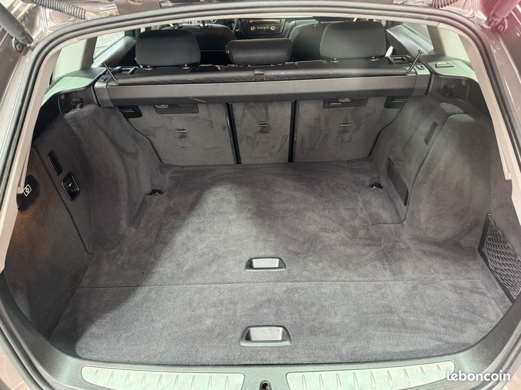 BMW Serie 3 318d Business BVA / Hayon Électrique / Radar de Stationnement (image 22)