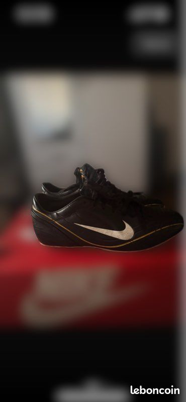 Crampon Nike (image 1)