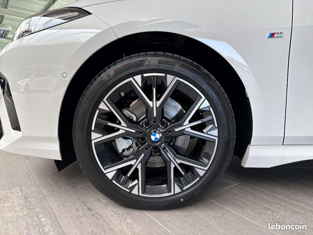 BMW Série 1 F70 120 170 ch DKG7 M Sport Design (image 16)