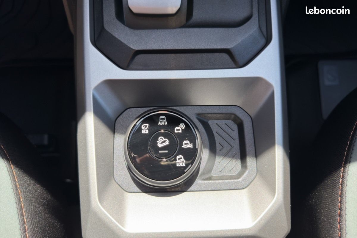 Dacia Duster HYBRID-G 150 4X4 EXTREME COLD-4% (image 14)