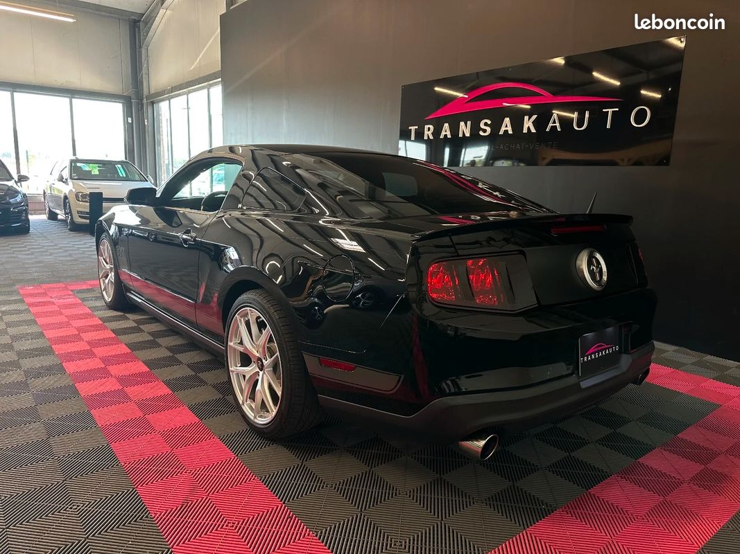 Ford mustang 3.7 v6 gt - révision effectuée (image 5)