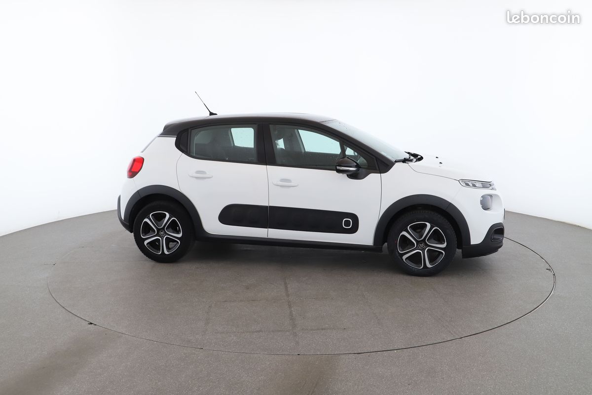 Citroen C3 1.2 PureTech Shine 82 ch (image 13)