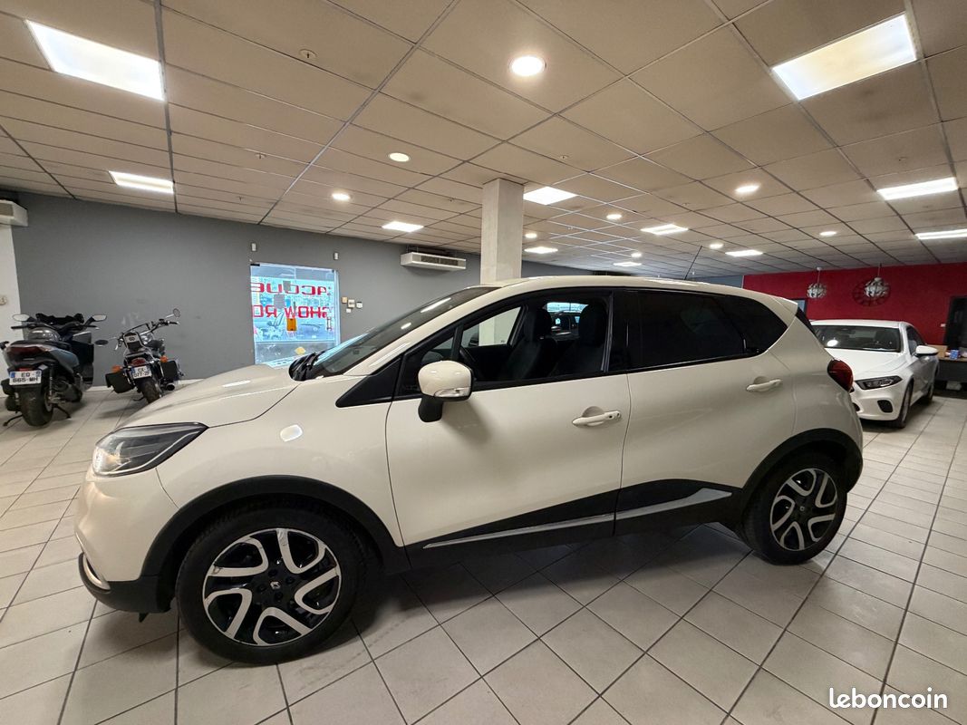 RENAULT CAPTUR TCe 120 Intens EDC (image 4)
