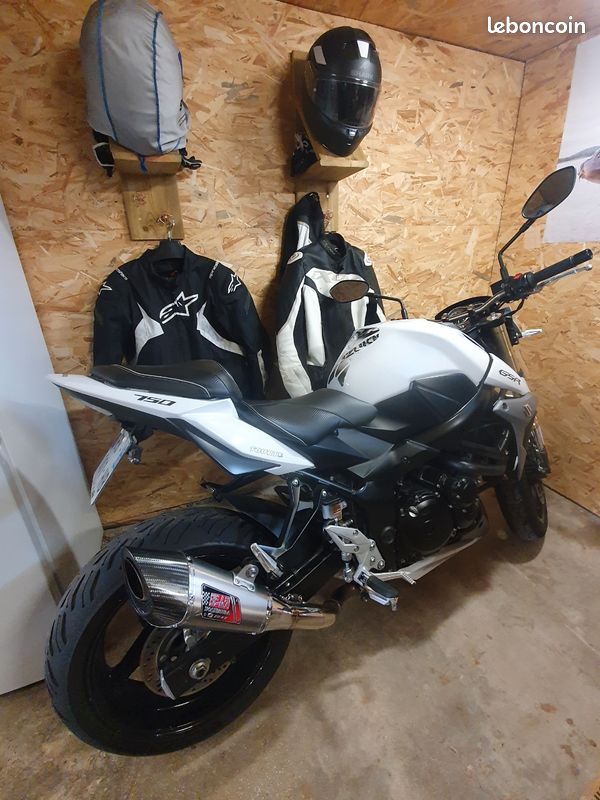 Suzuki gsr 750 (image 1)