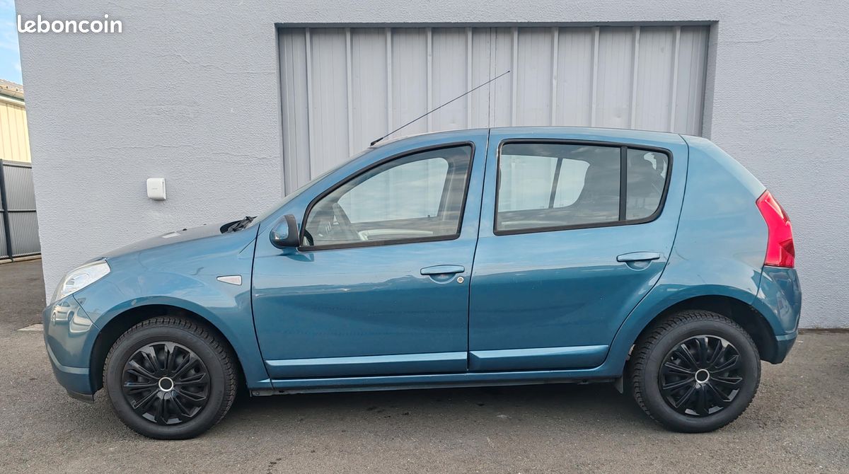 Dacia sandero 1.6 laureate clim (image 4)