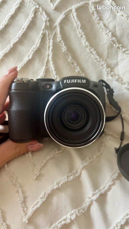 Appareil photo FUJIFILM DIGITAL CAMERA FINEPIX Gammes S2900