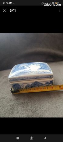 Paire de boîtes et couvercles à cosmétiques en porcelaine ch