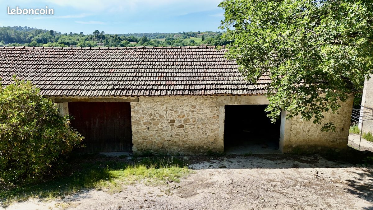 Propriété 9 pièces 190 m² (image 14)