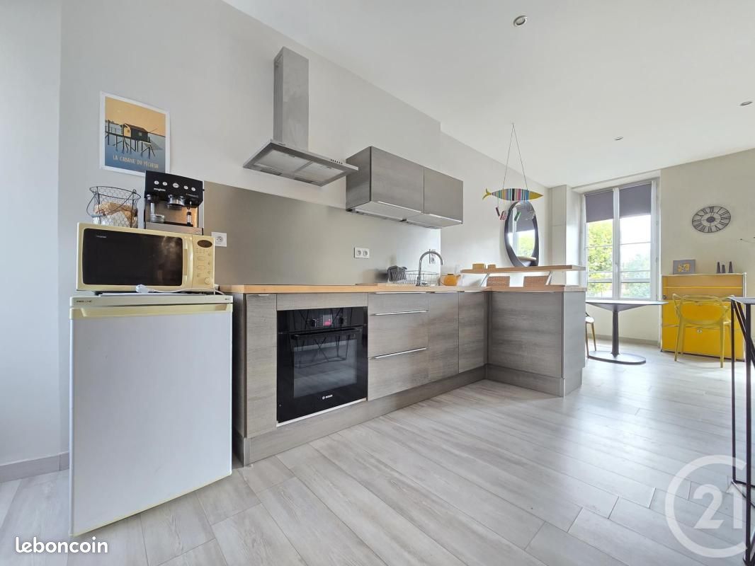 Appartement 1 pièce 32 m² · à La Rochelle · 32 m² · 650 €/mois