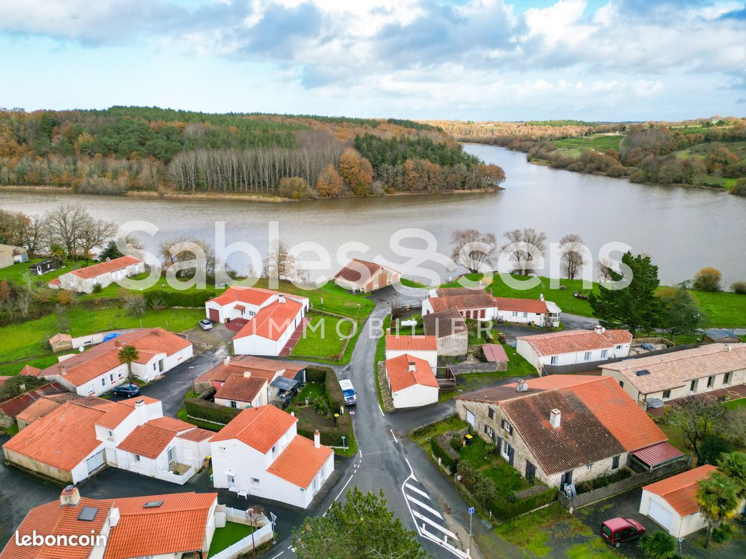 Maison 3 pièces 76 m² · à Saint-Julien-des-Landes · 76 m² · 185 500 €