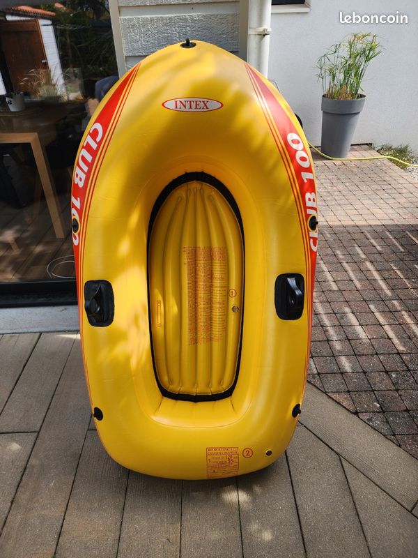 Bateau gonflable (image 1)