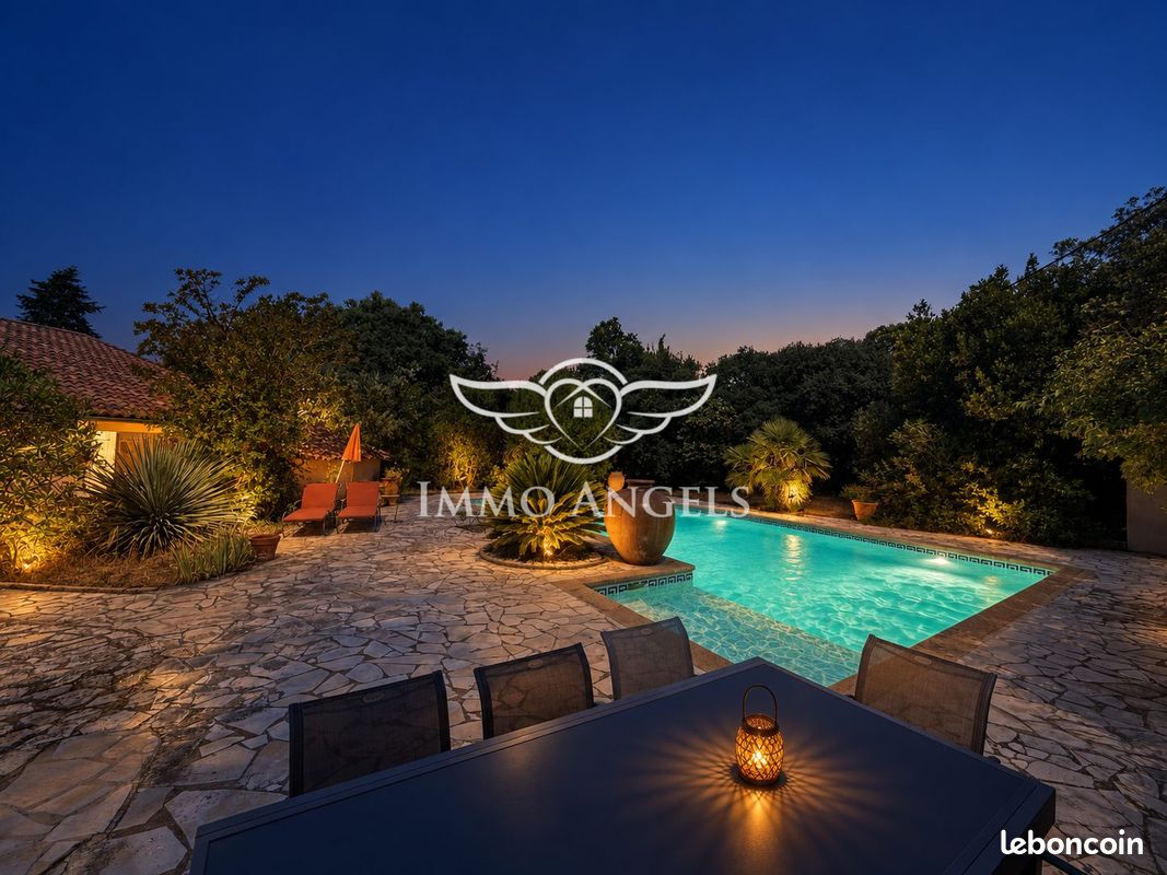 Maison 7 pièces 217 m² · à Nîmes · 217 m² · 559 000 €
