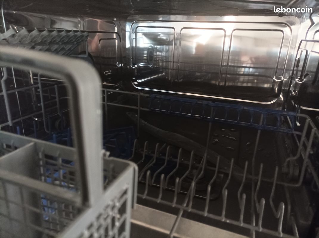 Lave vaisselle compact 6 couverts - Électroménager