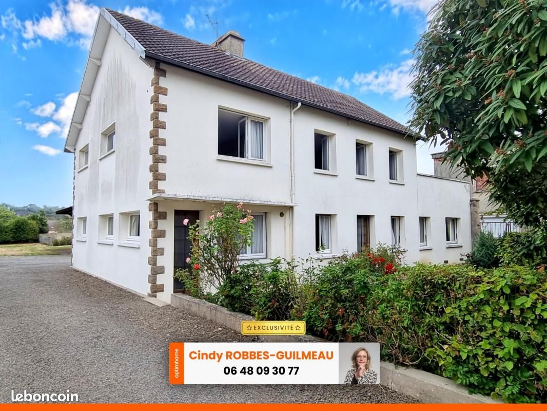 Maison 9 pièces 208 m² · à Saint-Pierre-d'Entremont · 208 m² · 149 800 €