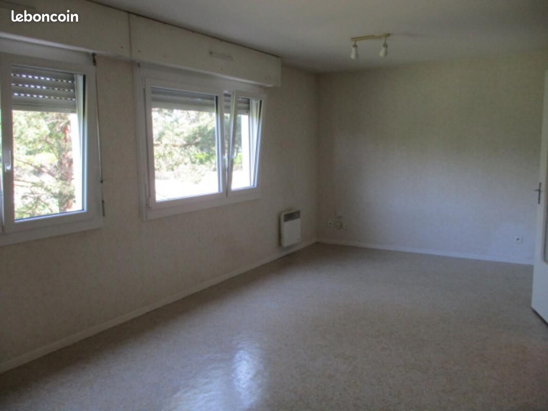 Appartement 1 pièce 27 m² · à Dole · 27 m² · 413 €