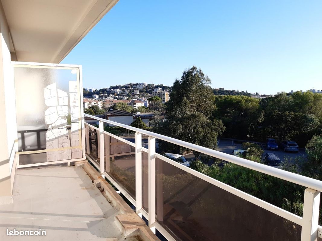 Appartement 1 pièce 25 m² · à Saint-Raphaël · 25 m² · 528 €/mois