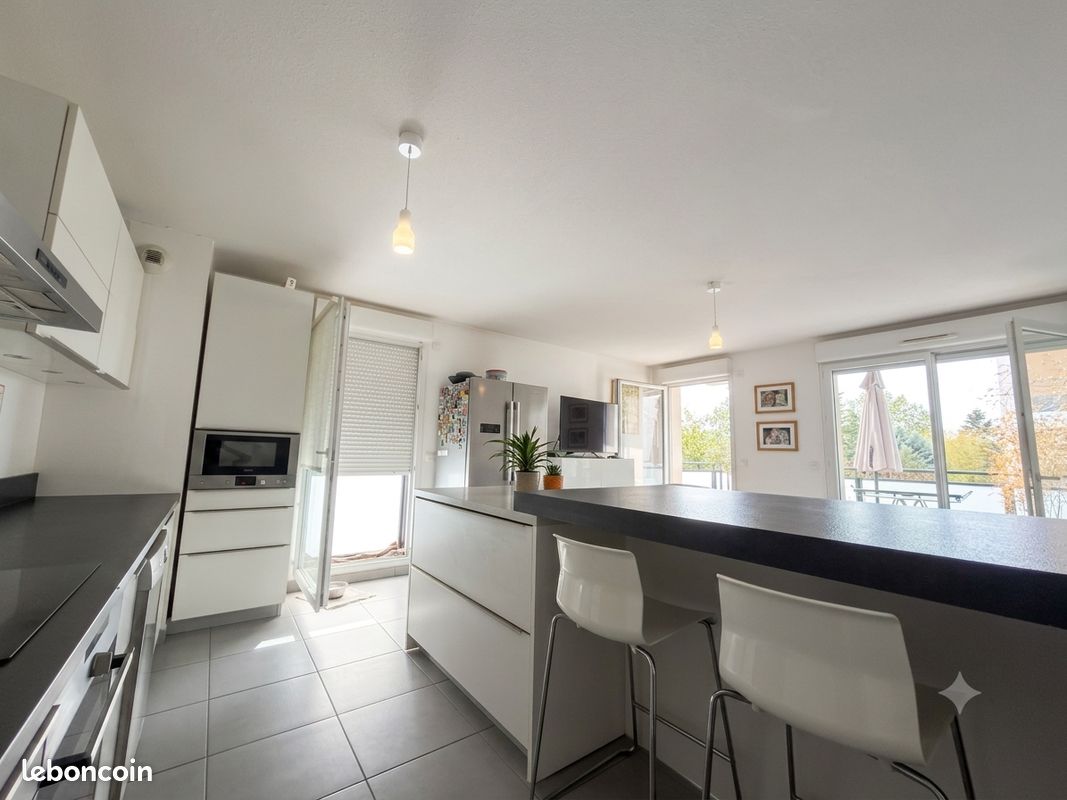 Appartement 4 pièces 82 m² · à Marcy-l'Étoile · 82 m² · 1 450 €