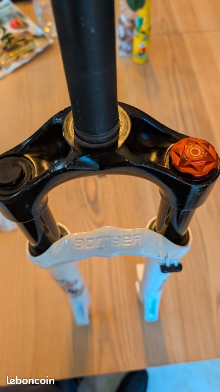 Fourche 26 Marzocchi Dirt Jumper 100mm revisé Équipements vélos