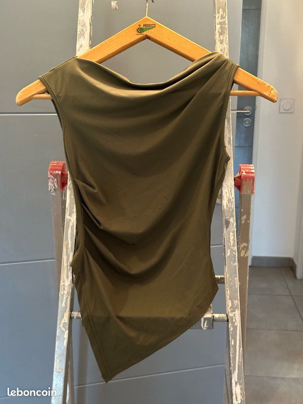 Haut femme taille XS neuf (SHEIN) kaki Vêtements