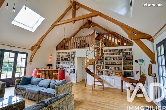 Maison 11 pièces 276 m²