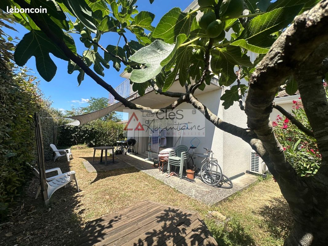Maison 5 pièces 122 m² · à Rions · 122 m² · 1 090 €