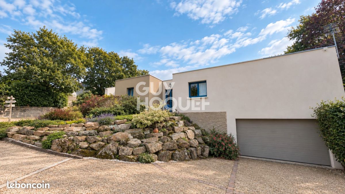 Maison 6 pièces 205 m² · à Pluneret · 205 m² · 611 990 €