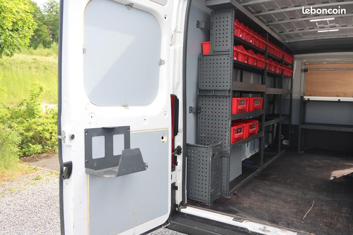 Peugeot BOXER L3H2 2.2 BLUEHDI 165 CV Standard (image 15)
